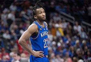 实力如何？爵士潜在先发：彼得森+马尔卡宁+乔治+凯斯勒+3J
